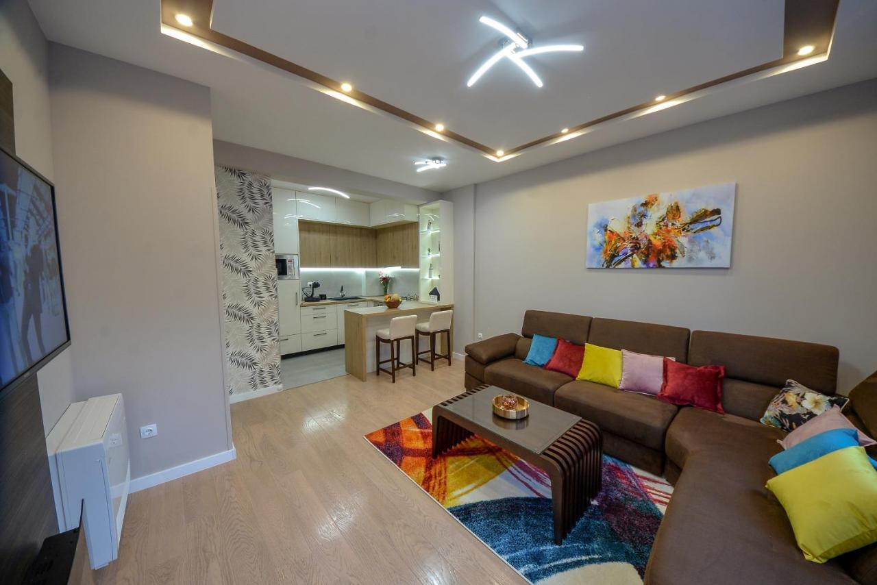 Pine 1 Apartment In The Center Trebinje Extérieur photo
