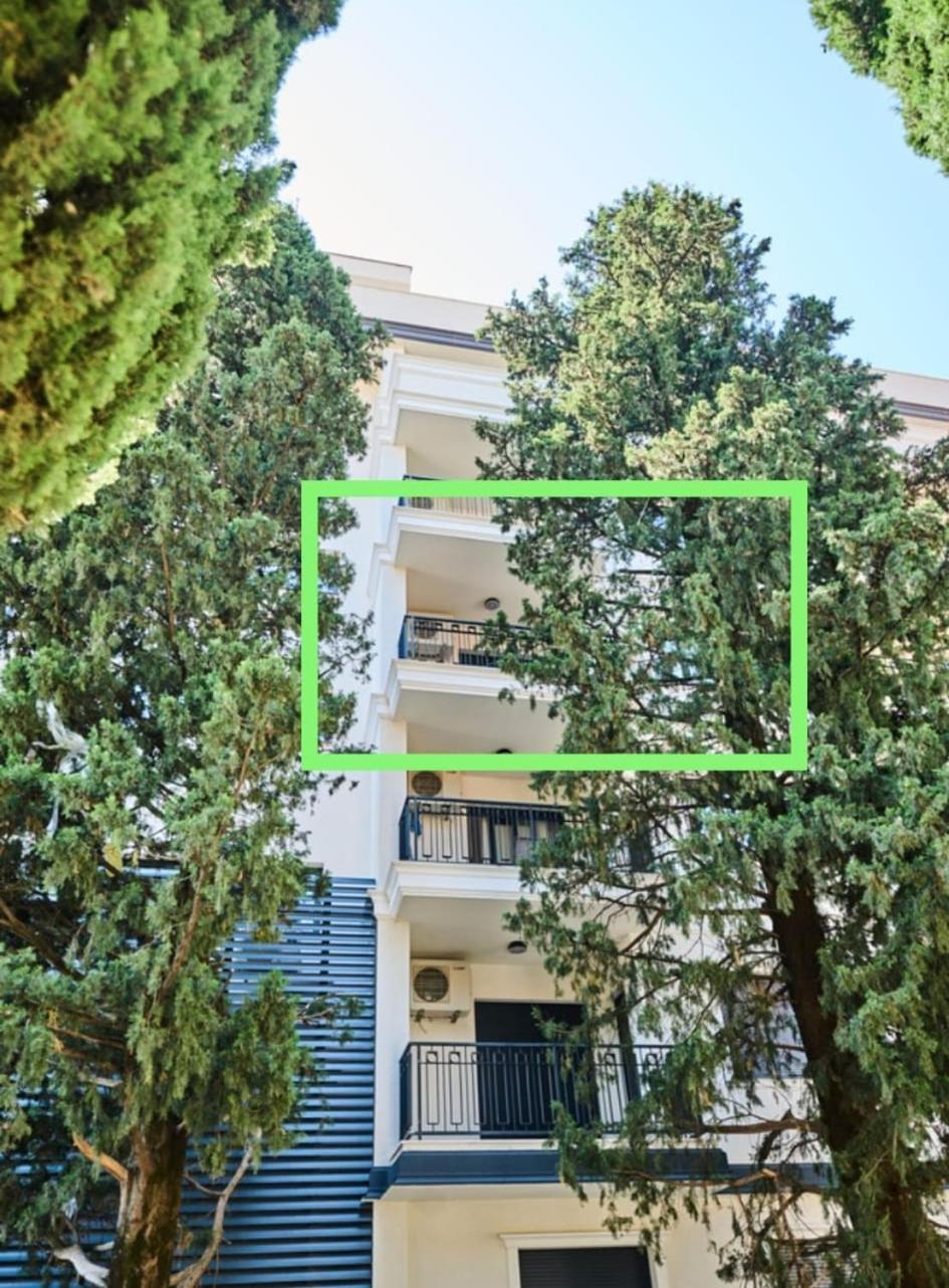 Pine 1 Apartment In The Center Trebinje Extérieur photo